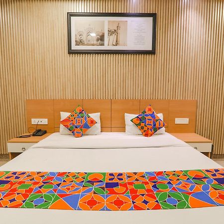 Fabhotel Raghubar Kripa ラクナウ エクステリア 写真