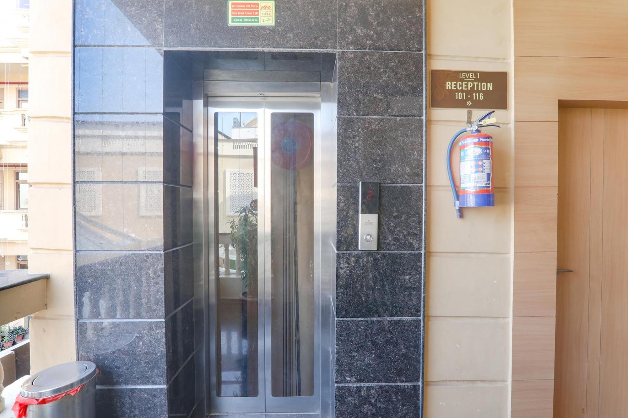 Fabhotel Raghubar Kripa ラクナウ エクステリア 写真