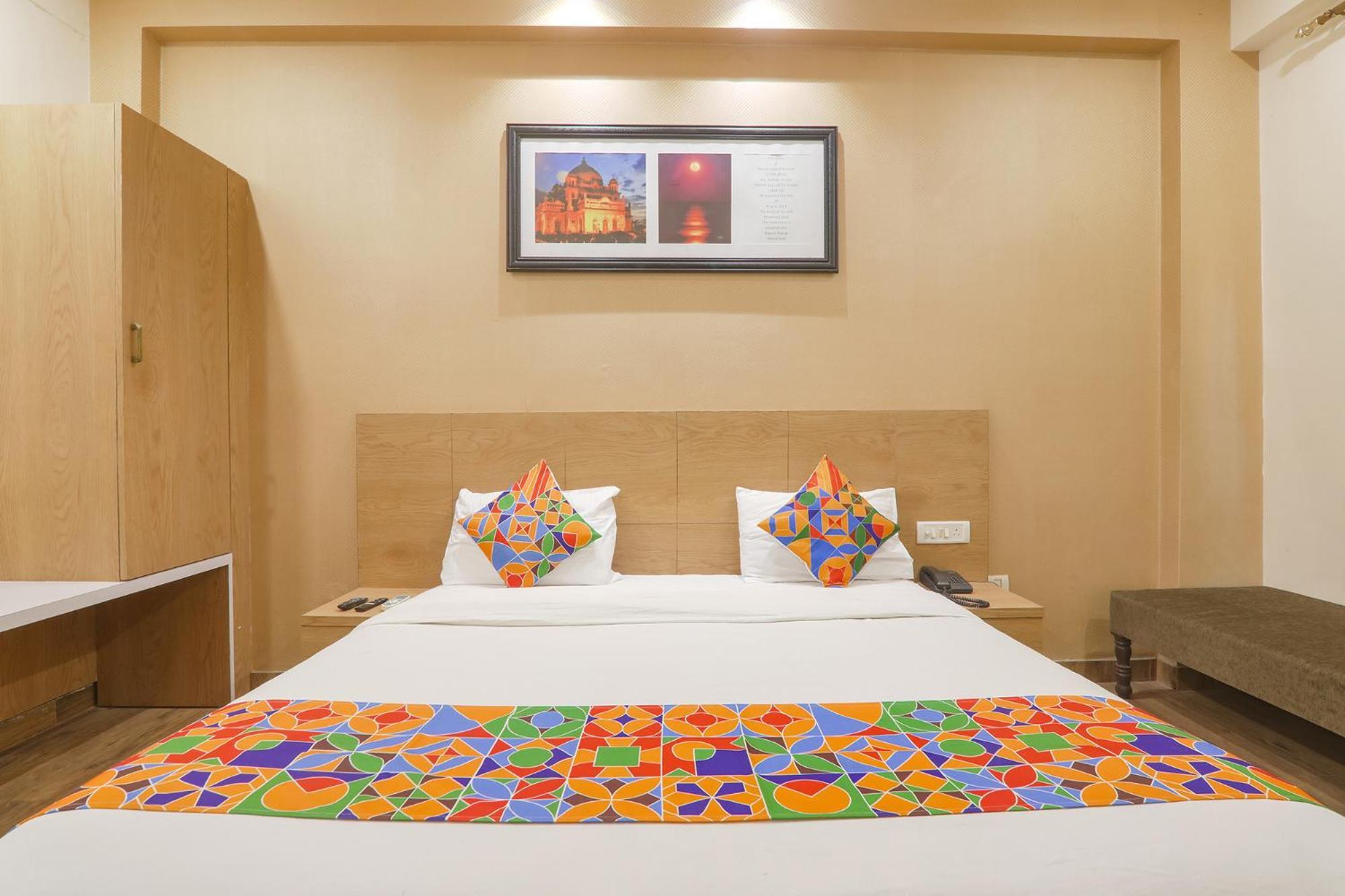Fabhotel Raghubar Kripa ラクナウ エクステリア 写真