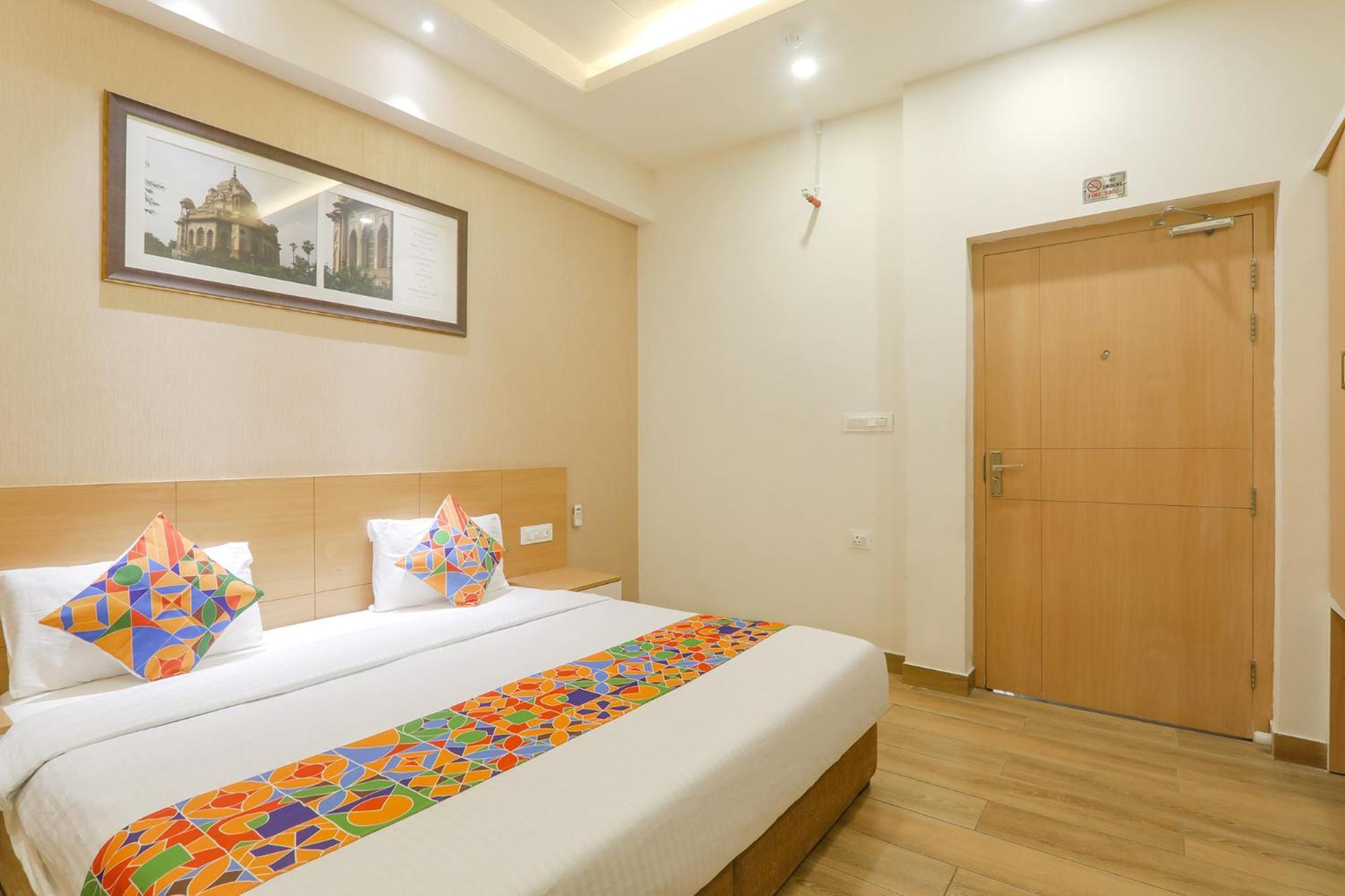 Fabhotel Raghubar Kripa ラクナウ エクステリア 写真