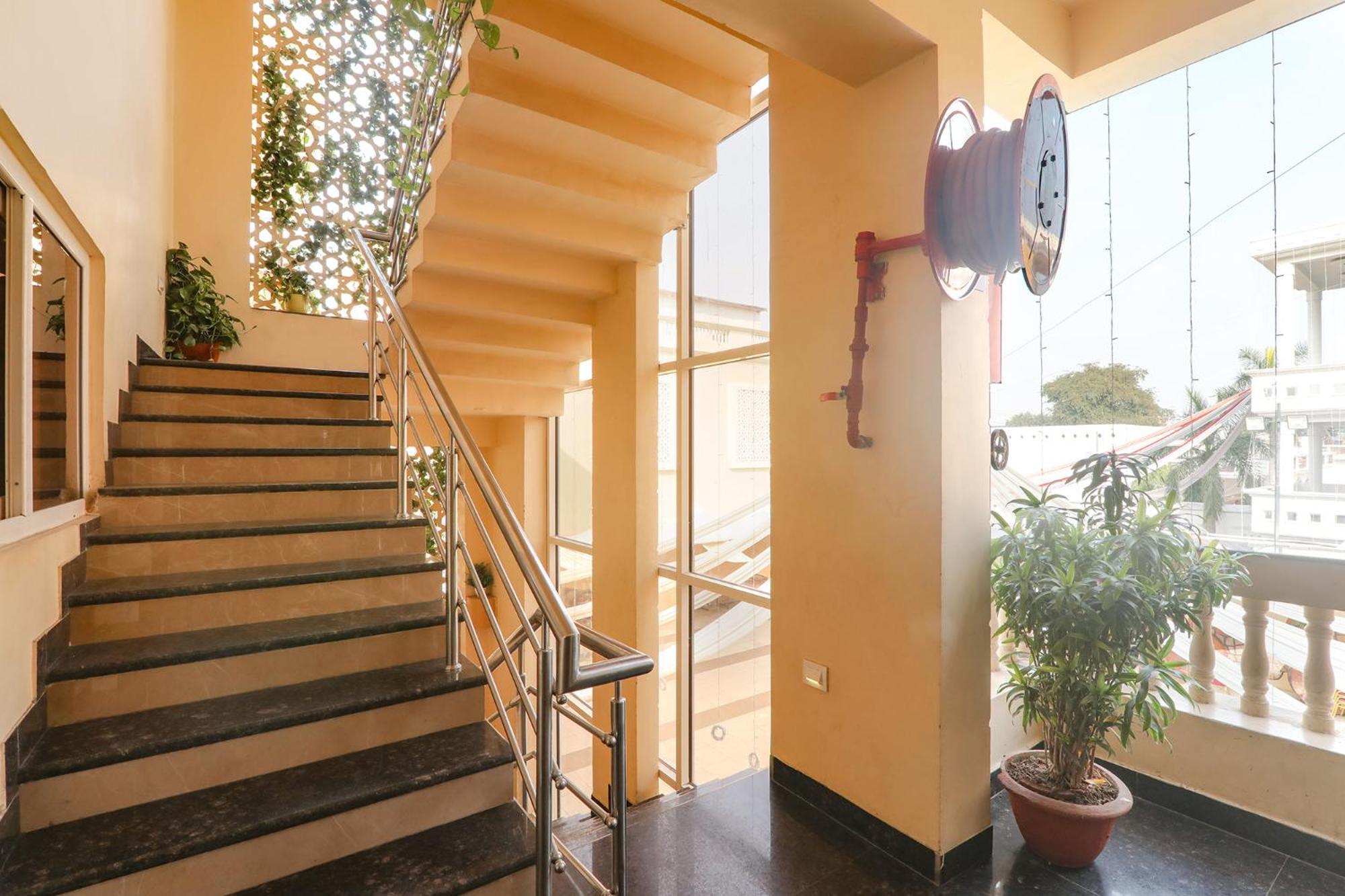 Fabhotel Raghubar Kripa ラクナウ エクステリア 写真